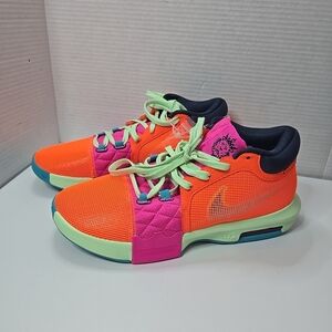 Nike Lebron Witness 8 FB2239-800 Orange Fuchsia Green Blue Men's Size 10.5